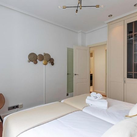 Apartamento La Alameda De Indautxu Bilbao Esterno foto