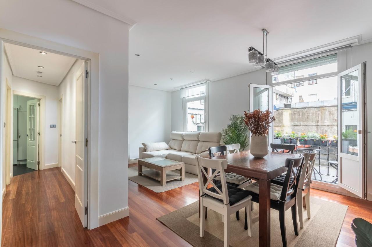 Apartamento La Alameda De Indautxu Bilbao Esterno foto