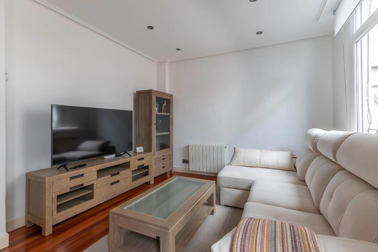 Apartamento La Alameda De Indautxu Bilbao Esterno foto