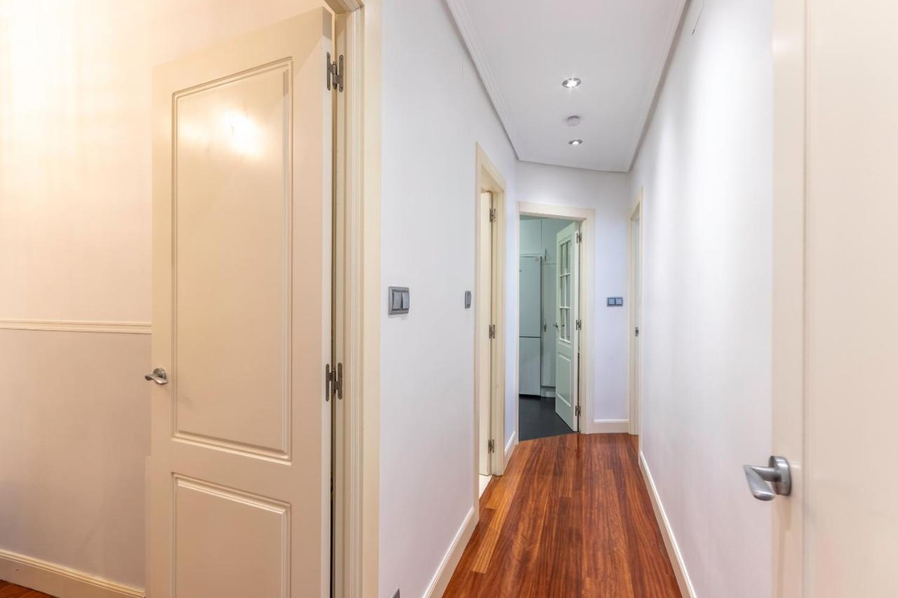 Apartamento La Alameda De Indautxu Bilbao Esterno foto